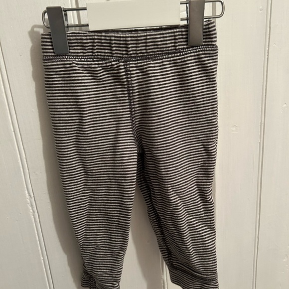 Carter's Other - (3/$20) Carters 12m black & white Striped joggers